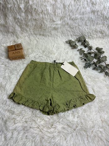Short vert broderie anglaise Lil Atelier taille 7 ans