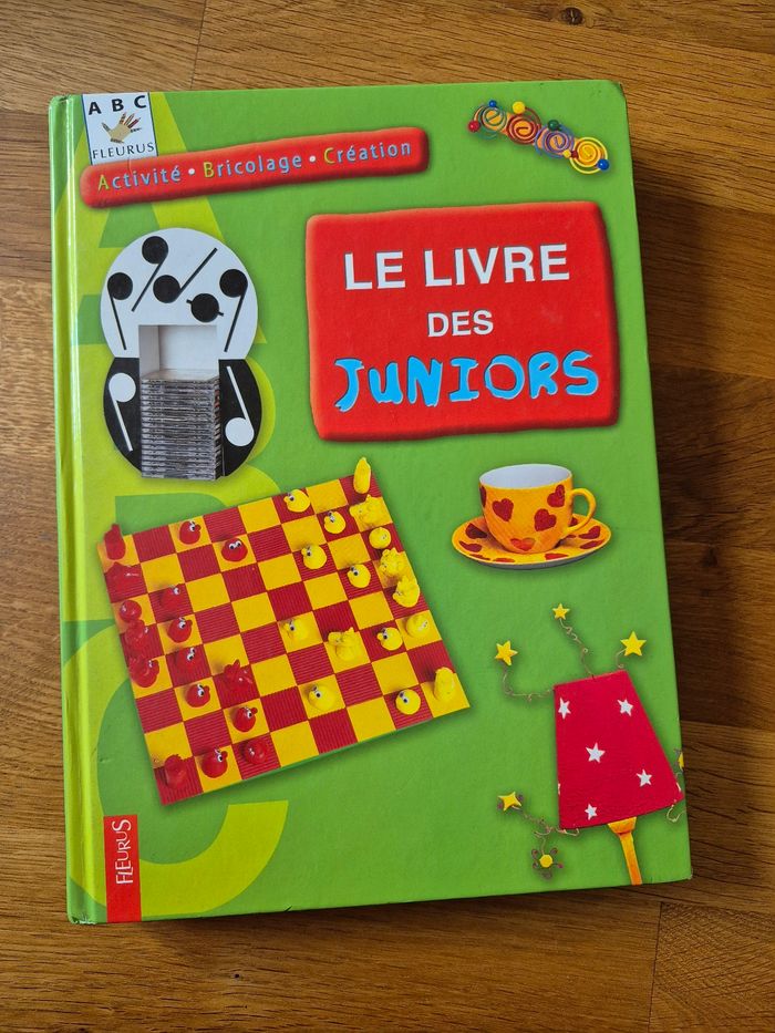 Livre activités manuelles enfant
