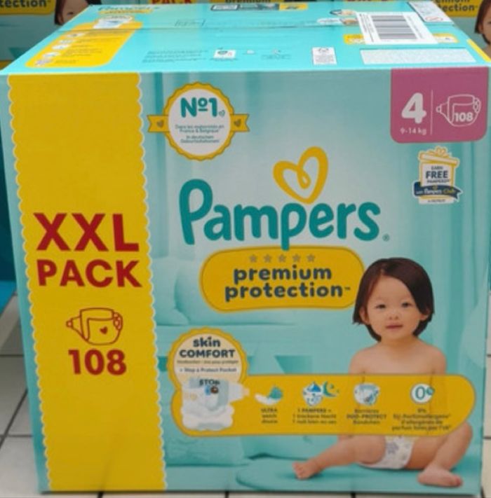 1 carton de couches taille 4