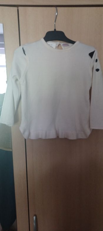 Très beau petit pull fille T 3/4 ans