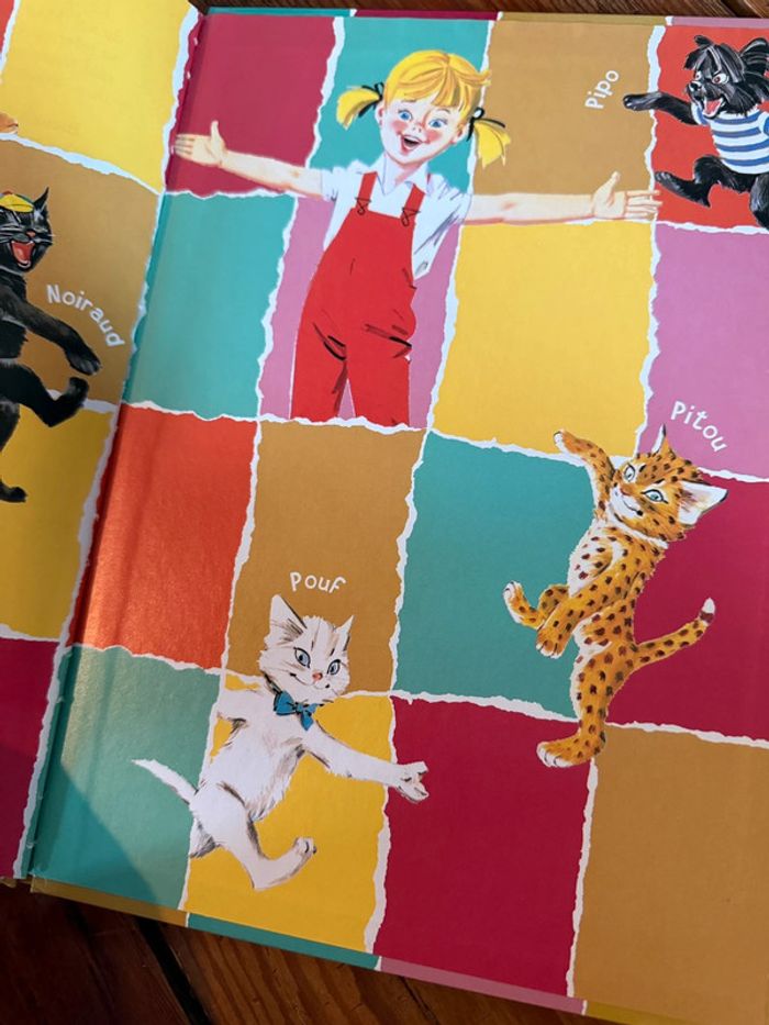 État moyen - Livre Caroline et les extraterrestres édition damiers bd album multicolore - photo numéro 8