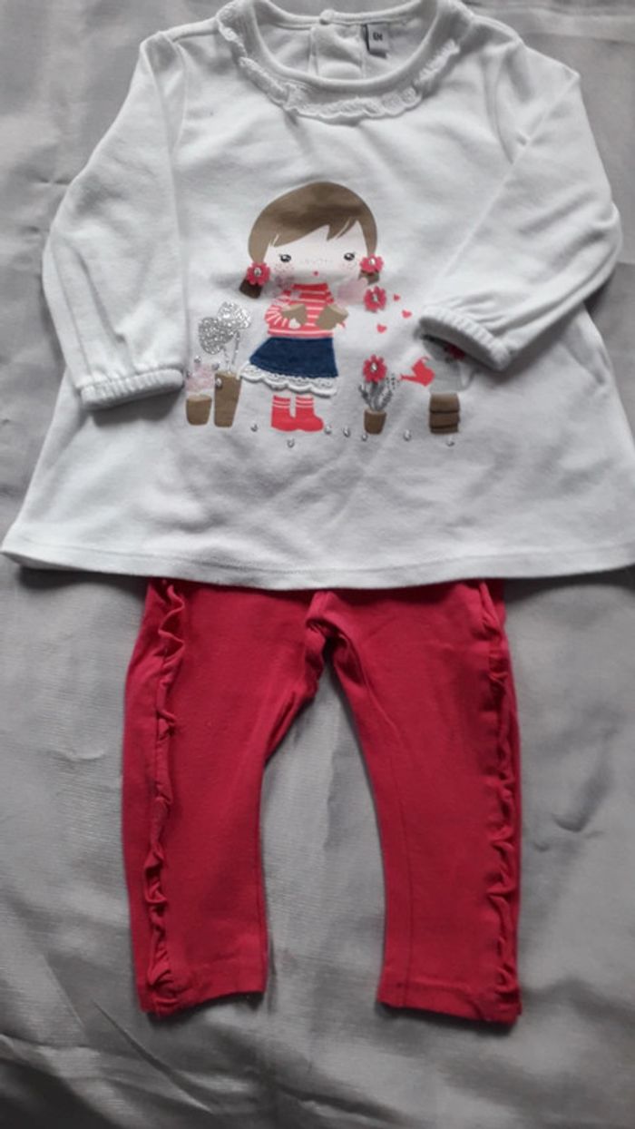 Ensemble 6 mois fuschia et blanc