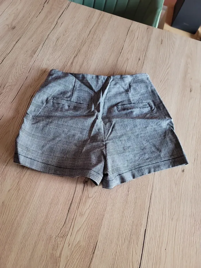 Short - photo numéro 2