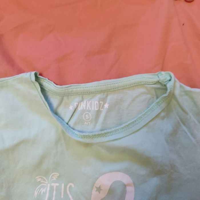 Tee shirt taille 5 ans - photo numéro 3
