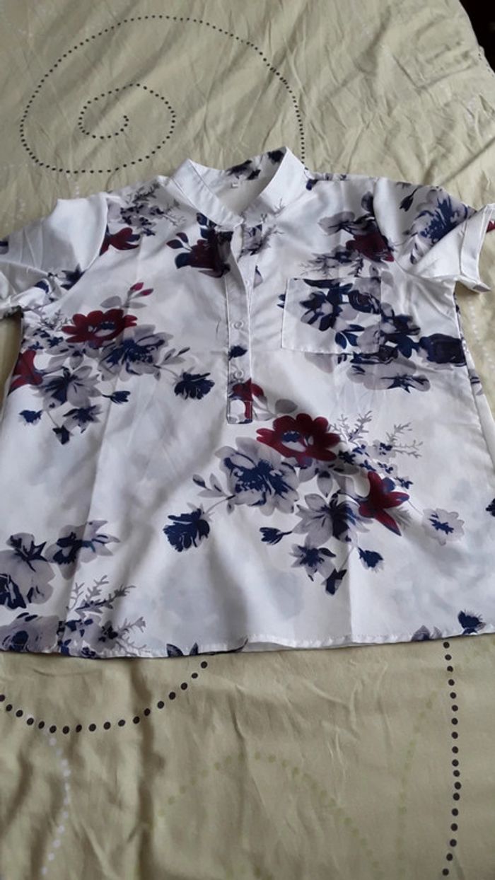 Blouse fleurie