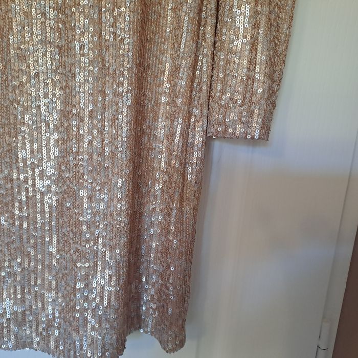 Robe de fête - photo numéro 2