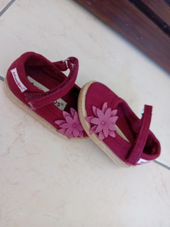 Ballerines bébé t.17 Titanitos 🌸🤍 - photo numéro 2