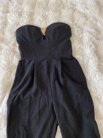 Jolie combinaison bustier noire Asos taille 34