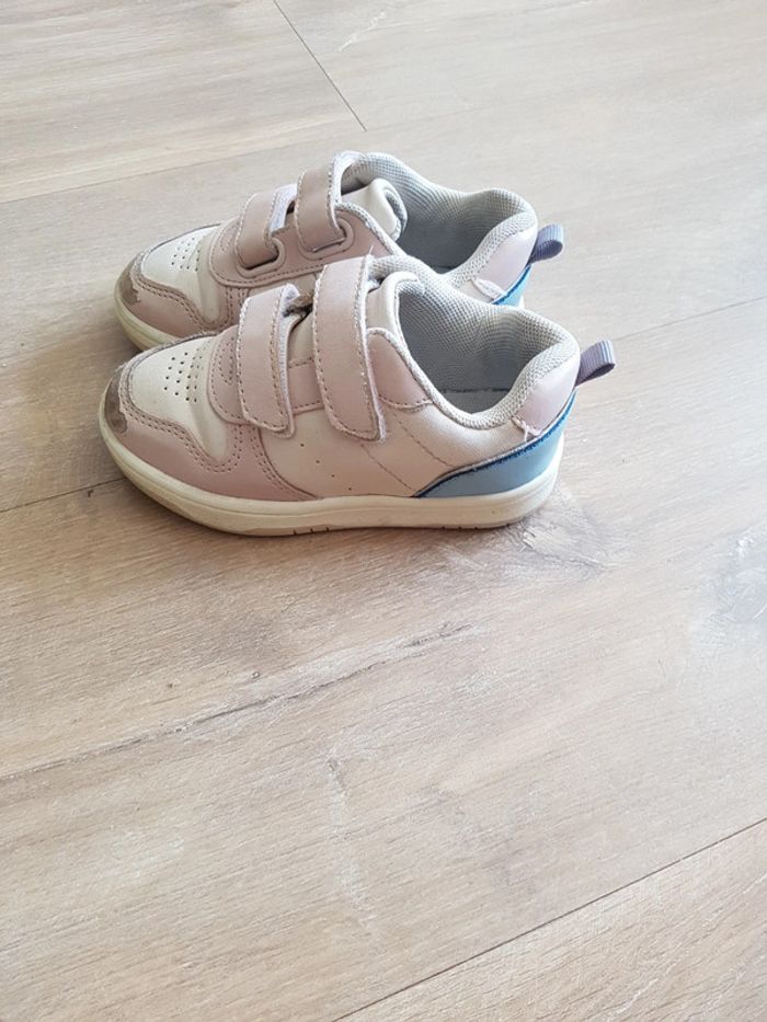 Chaussures 24 - photo numéro 3