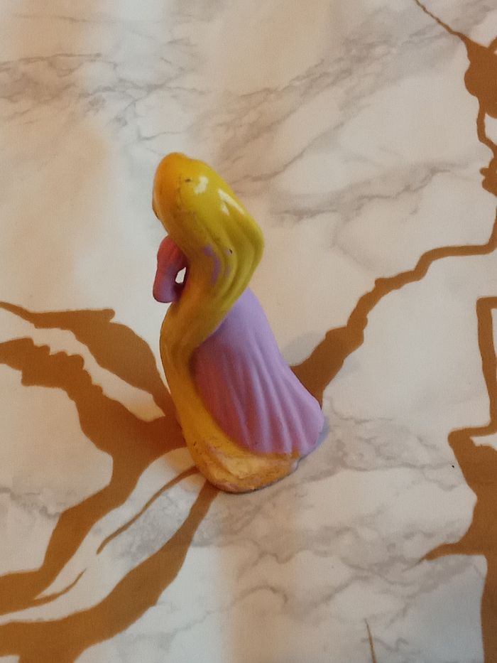 Figurine disney raiponce - photo numéro 2