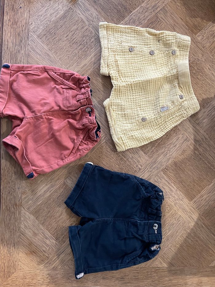 Lot shorts 18 mois
