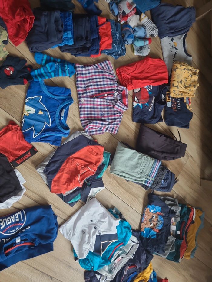 Lots vêtements 5 ans - photo numéro 5