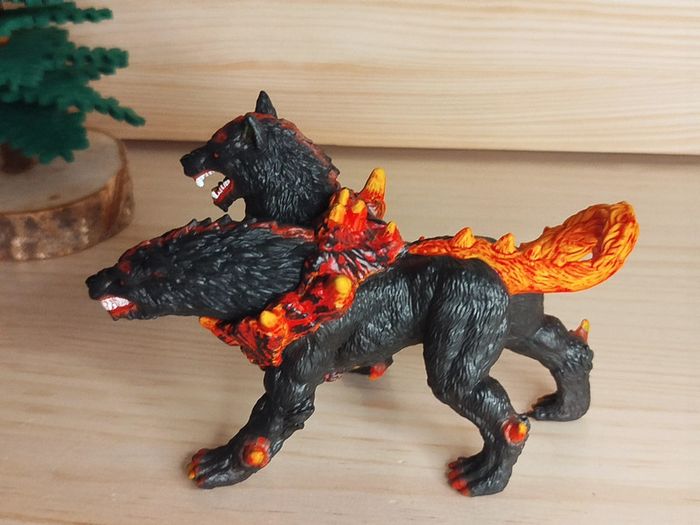 Schleich cerbère de lave Figurine Eldrador Animal imaginaire - photo numéro 4