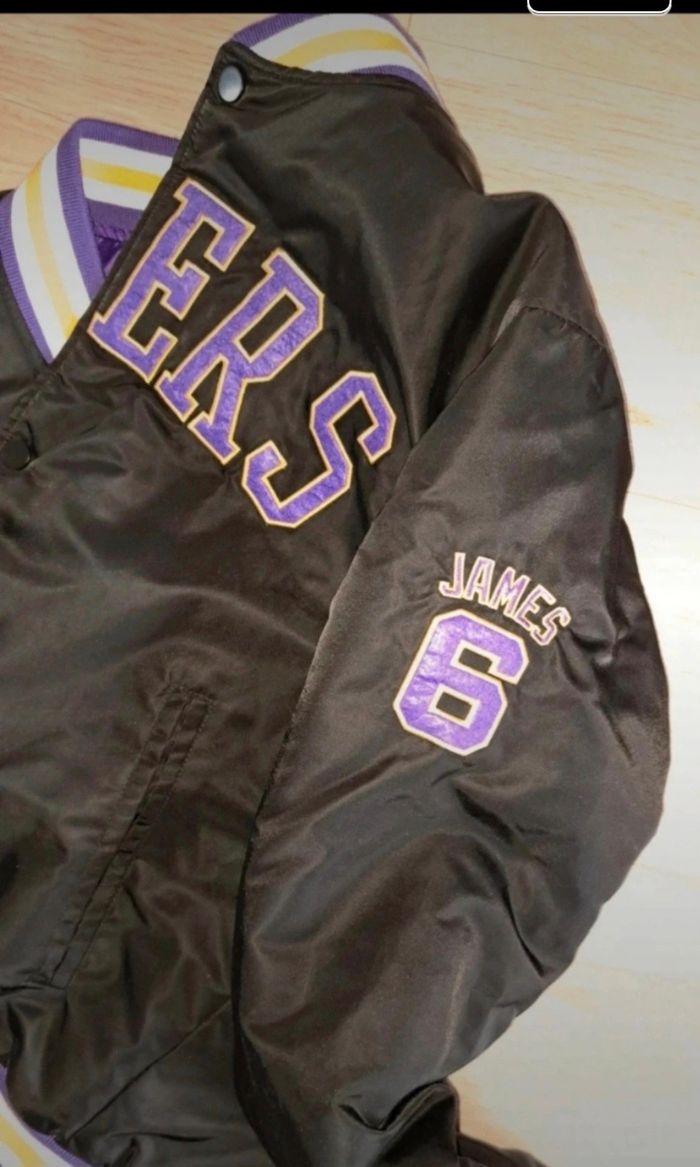 Blouson " LAKERS " T.38/40 - photo numéro 8