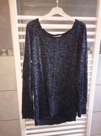 T shirt Camaïeu marine chiné taille 1 en parfait état à 7 euros