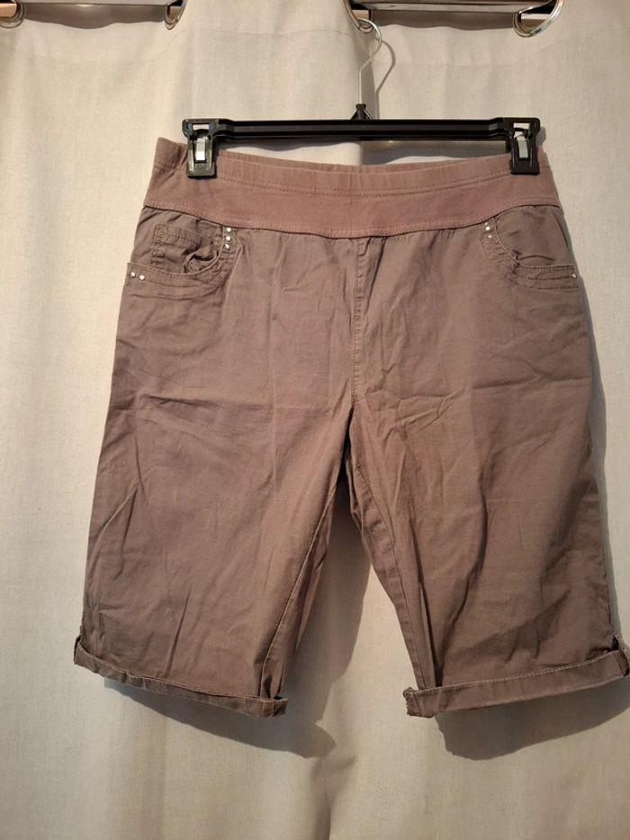 Magnifique short femme longueur genoux