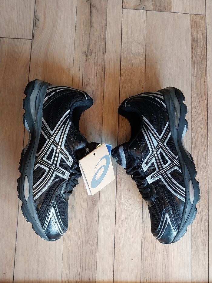 Paire asics gel sekiran noir - photo numéro 4