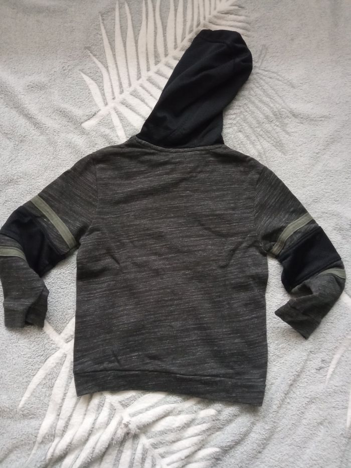 Sweat zippé Kiabi 6ans - photo numéro 5