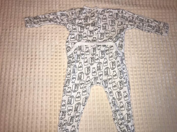 grenouillère avec pieds anti dérapant 23 mois - photo numéro 5