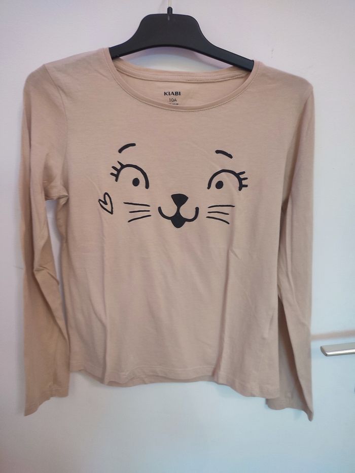 Tee shirt