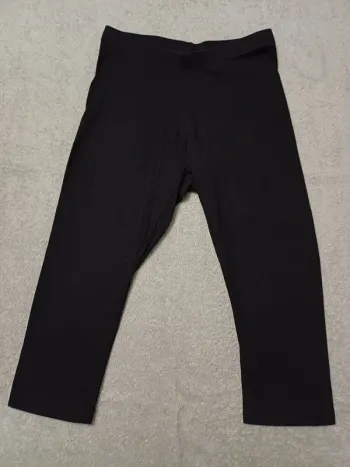 Legging noir Kiabi 12 ans (réf perso G-N43)(familleac72)
