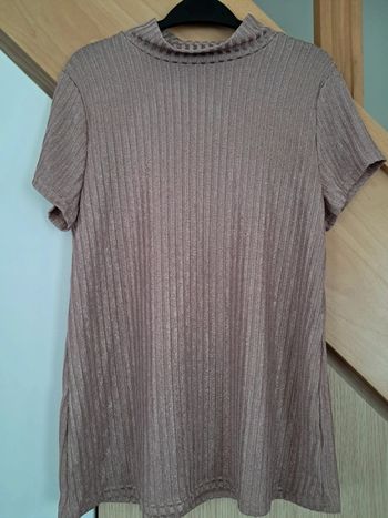 Haut à manches courtes