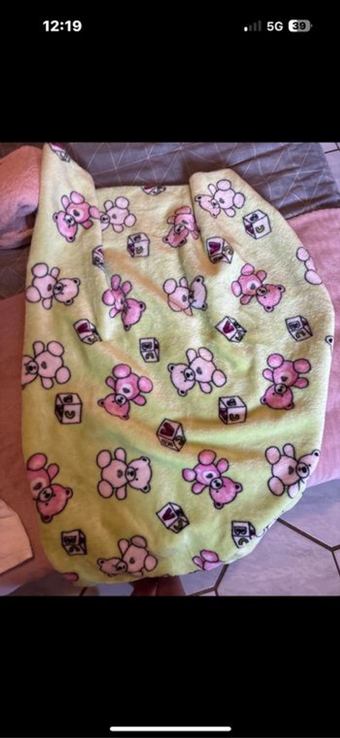 2 Couverture enfant un pour le landau et un pour le lit