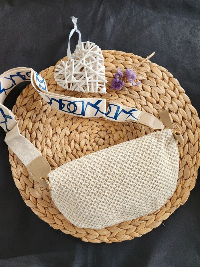 Sac banane tressé paille beige - photo numéro 3