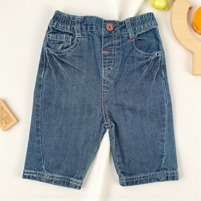 Pantalon jean garçon 3 mois très bon état
