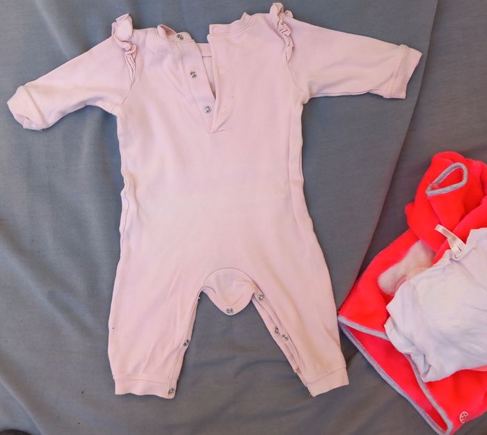 Lot de 3 articles fille 6 mois - photo numéro 3
