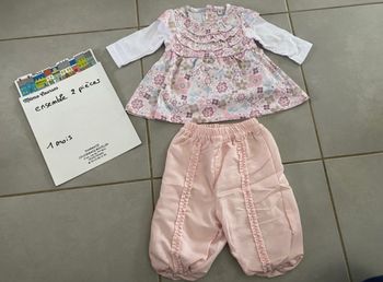 Ensemble fille 1 mois