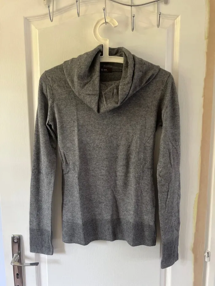Pull grain de malice angora