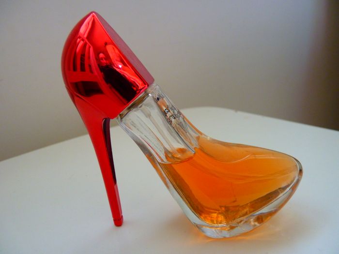 lot de parfums fille pour collection flacons TBE - photo numéro 2