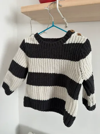 Pull chaud 12 mois tape à l’œil