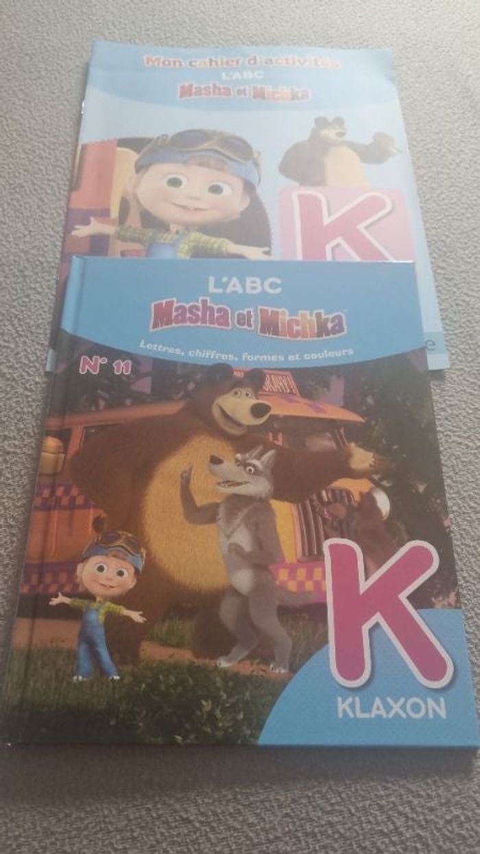 Lot de 5livres masha et michka