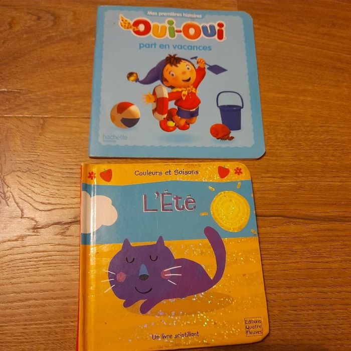 Lot de 2 livres bébés l'été et oui oui