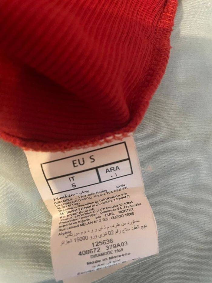 Haut rouge basique à manches longues – élégant & confortable - photo numéro 3