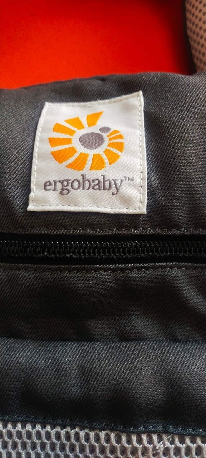 Porte bébé Ergobaby ergonomique 4 en 1 - photo numéro 8