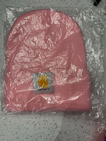 Bonnet rose  CARHARTT neuf