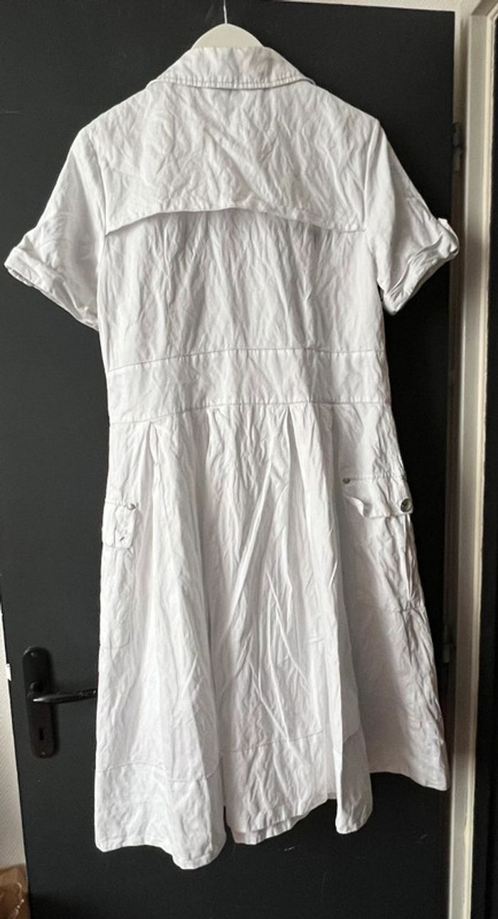 Robe longue portefeuille / trench - photo numéro 7