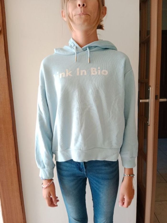 Sweat à capuche bleu