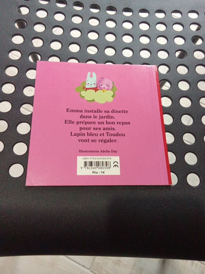 Livre, Emma invite ses amis - photo numéro 3