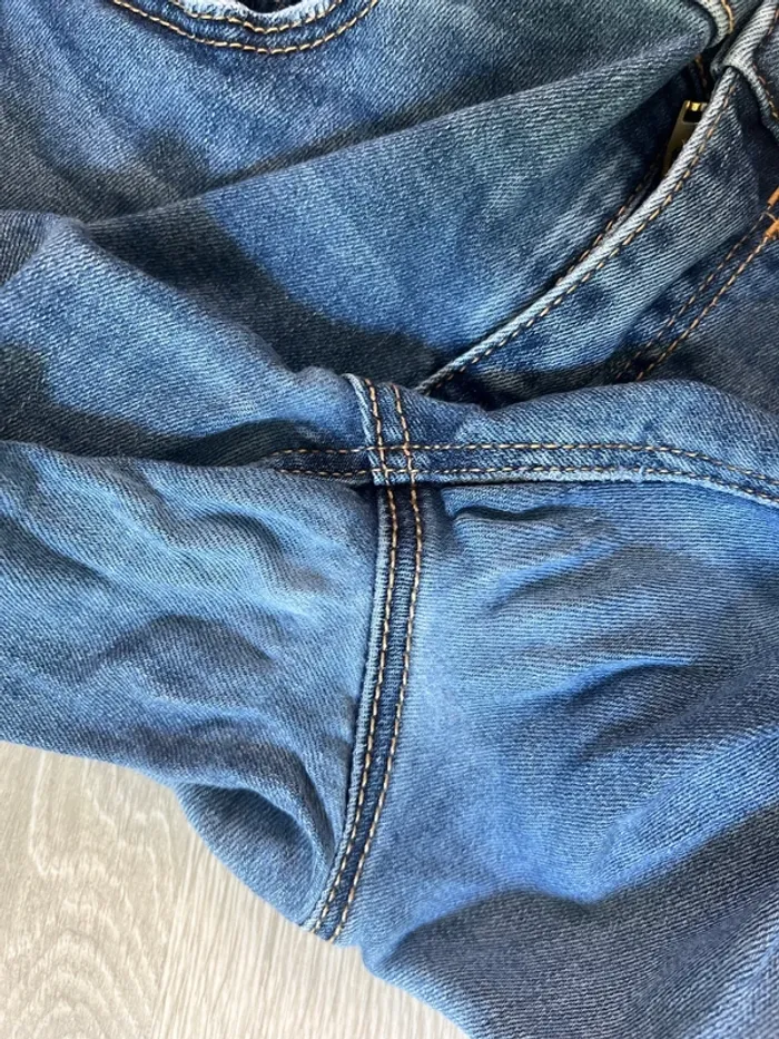 Jean Stradivarius Bleu délavé - Taille 40 - photo numéro 5