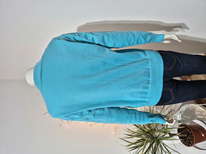 Pull bleu à motif losanges – Taille M – Très bon état - photo numéro 4