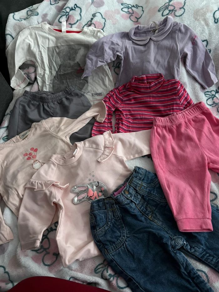 2eme lot de vêtements fille 6 mois