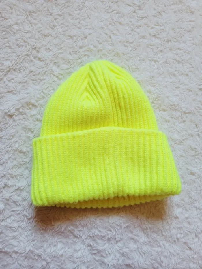 Bonnet jaune fluo - photo numéro 3