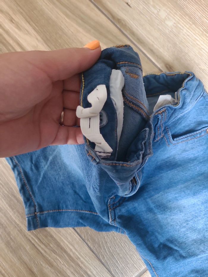 Short en jean 4 ans - photo numéro 3