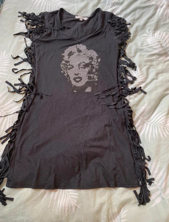 Robe noire à froufrou Marilyne Monroe