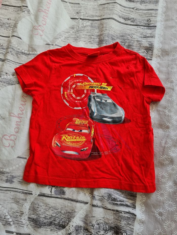 Tee-shirt cars