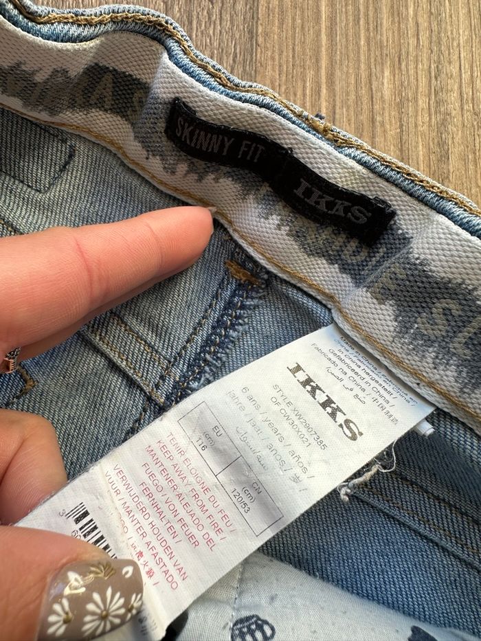 - Jeans IKKS - 6 ans - Très Bon état, trou au genou - photo numéro 3
